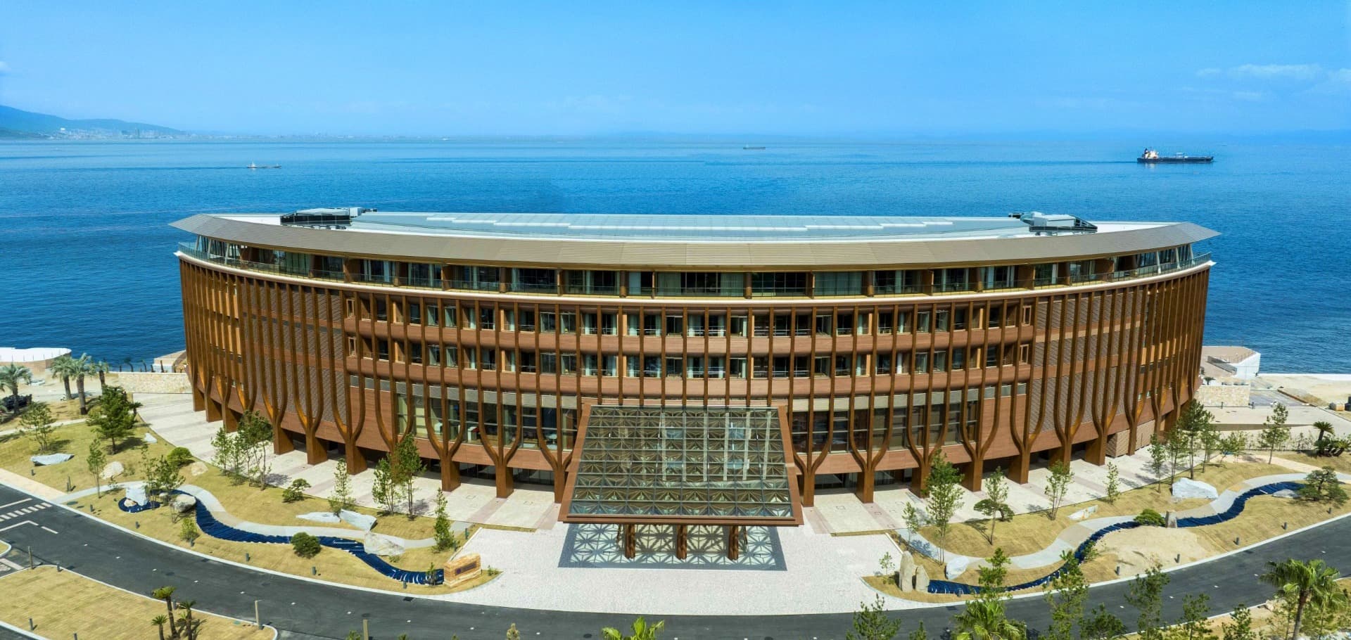 This Hotel Was Designed Around a Japanese Idea for Catching Illness Before It Starts — Photo: Shigeru Ban Architects